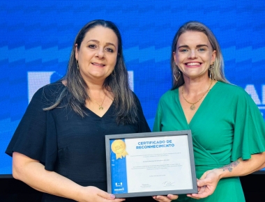 Educação de Mercedes recebe o Selo Ouro por compromisso com a alfabetização